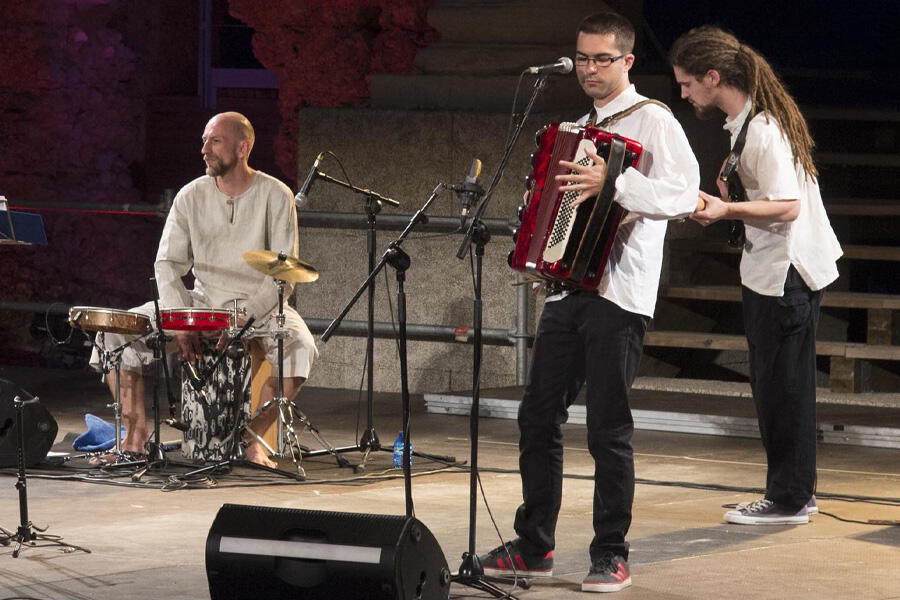 clunia-marusic-veja-5_optimized