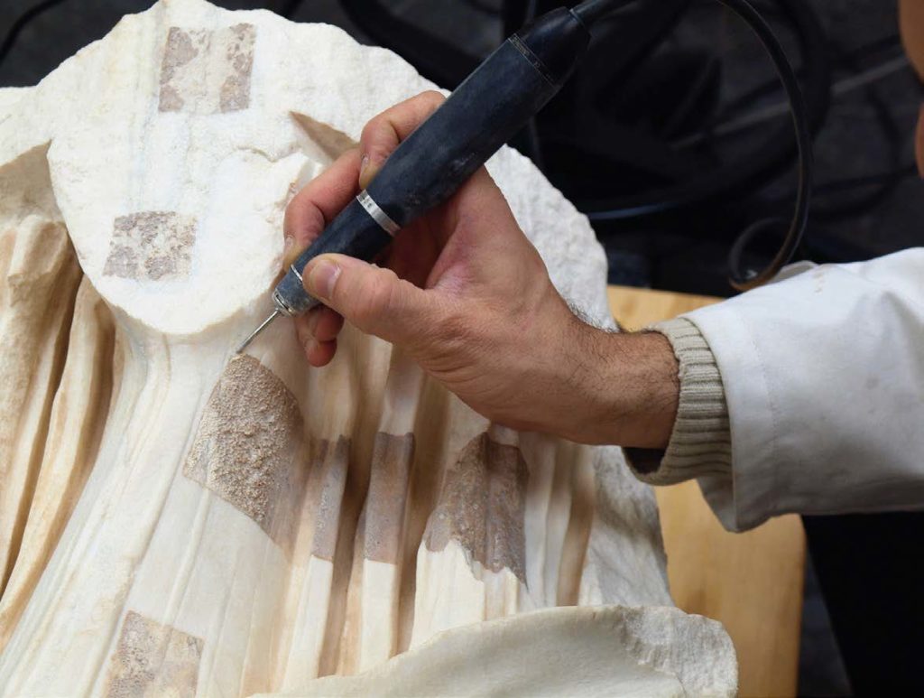 Restauración de la estatua