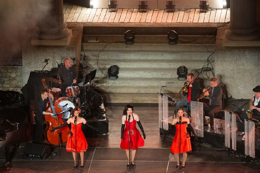 Festival de Teatro de Verano en Clunia. Concierto Sing! Sing! Sing!