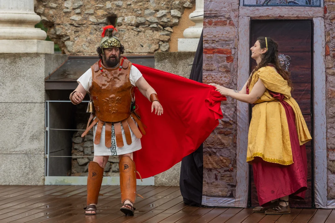 CLUNIA-TEATRO-JUVENIL-GRECOLATINO-CORZOPRODUCCIONES (16)