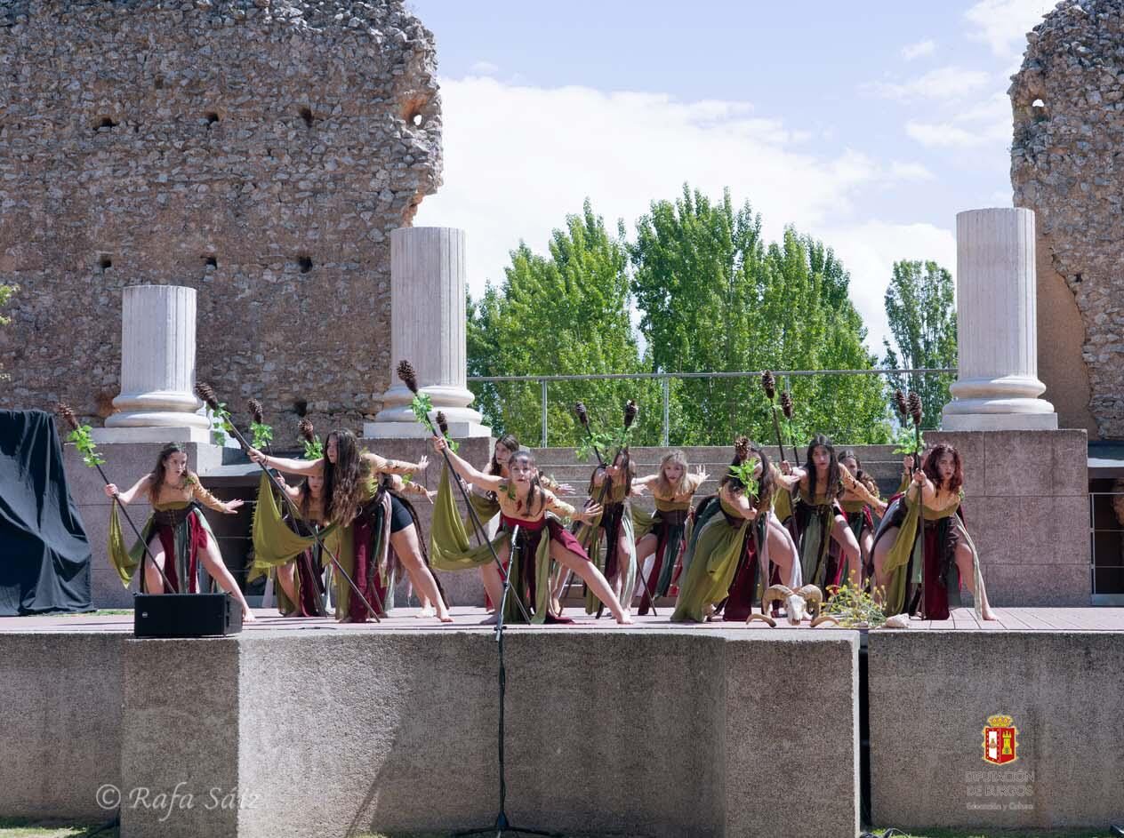 teatro-grecolatino-clunia-bacantes (1)