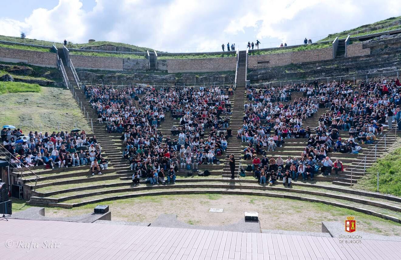 teatro-grecolatino-clunia-bacantes (10)