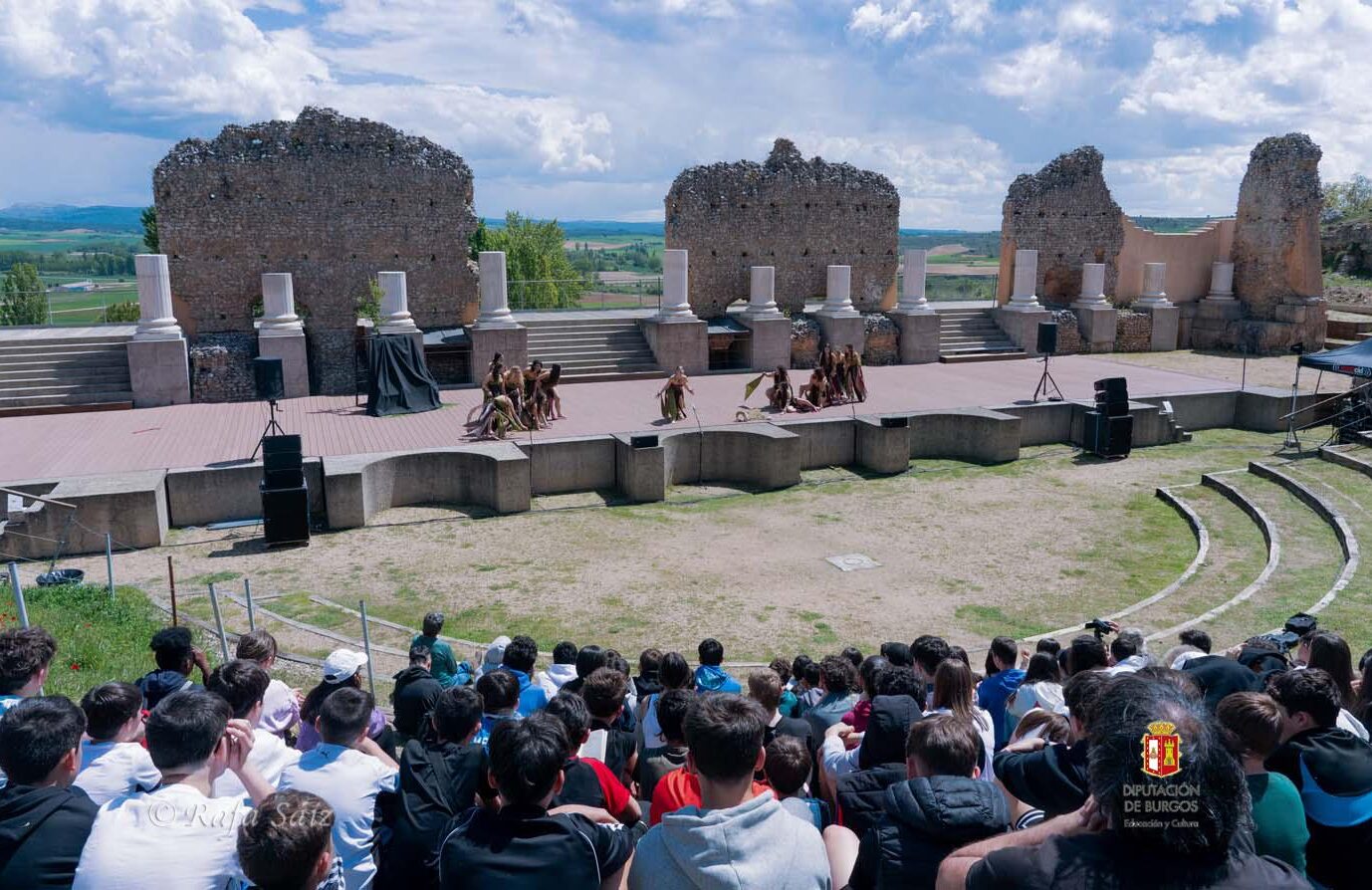 teatro-grecolatino-clunia-bacantes (4)